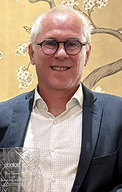 Dr. Decelle